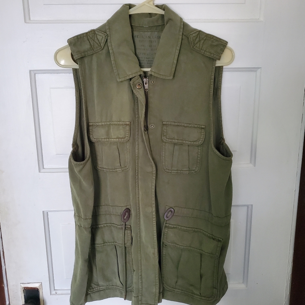 American Eagle Utility Vest